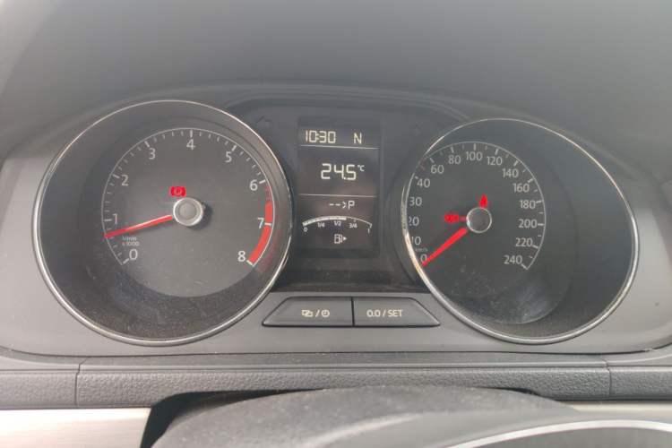 Used Volkswagen Lavida 2019 Lavida Start 1.5L Automatic Comfort Edition China VI Standard Instrument Cluster