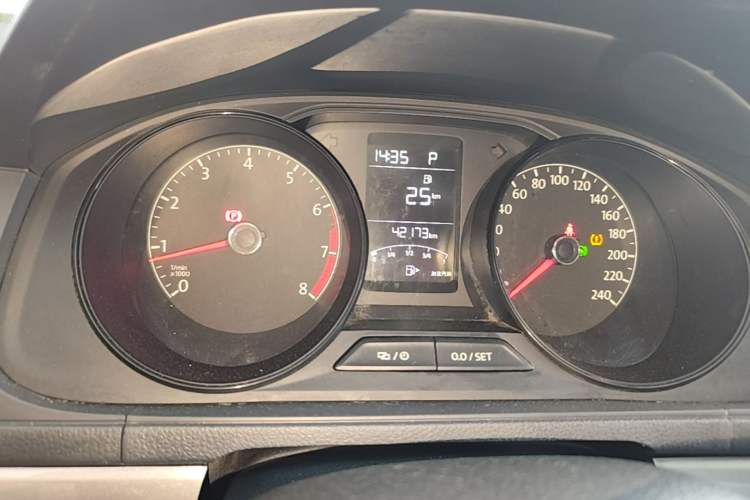 Used Volkswagen Lavida 2019 Lavida Start 1.5L Automatic Trendy Version China VI Standard Instrument Cluster