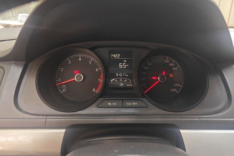 Used Volkswagen Lavida 2019 Lavida Start 1.5L Manual Fashion Edition China VI Standard Instrument Cluster