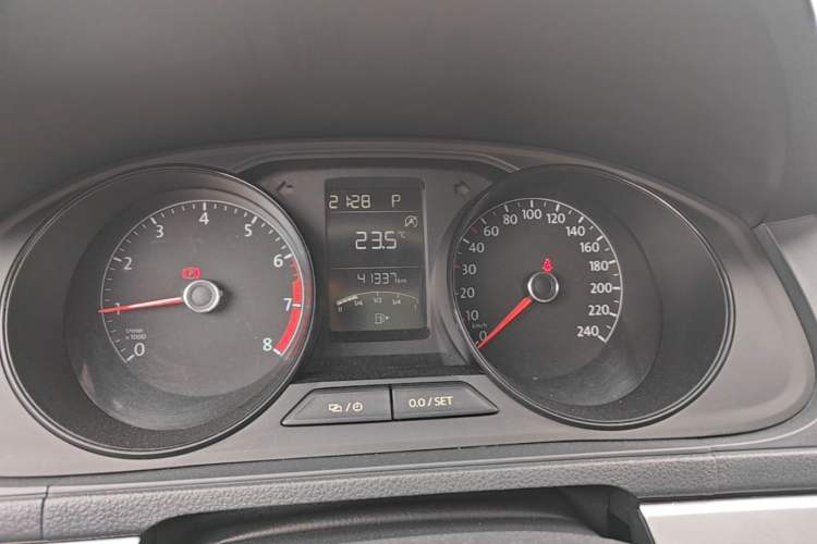 Used Volkswagen Lavida 2019 Lavida Start 1.5L Automatic Trendy Version China VI Standard Instrument Cluster