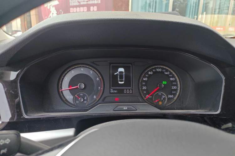 Used Volkswagen Lavida 2019 1.5L Automatic Comfort Edition China VI Standard Instrument Cluster