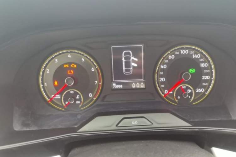 Used Volkswagen Lavida 2019 1.5L Automatic Comfort Edition China VI Standard Instrument Cluster