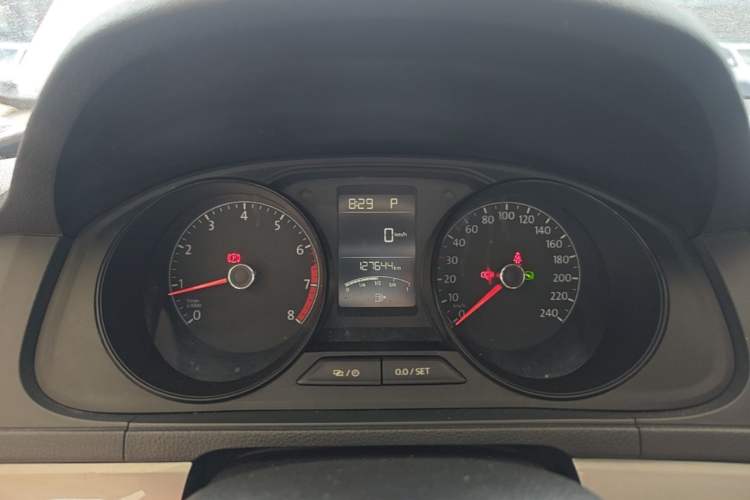 Used Volkswagen Lavida 2019 Lavida Start 1.5L Automatic Trendy Version China VI Standard Instrument Cluster