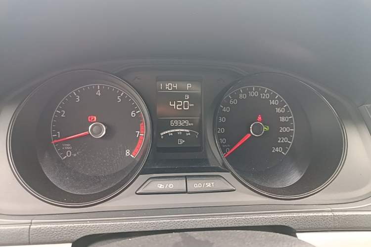 Used Volkswagen Lavida 2019 Lavida Start 1.5L Automatic Trendy Version China VI Standard Instrument Cluster