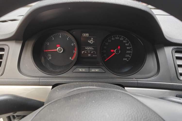 Used Volkswagen Lavida 2019 1.5L Manual Comfort Edition China VI Standard Instrument Cluster