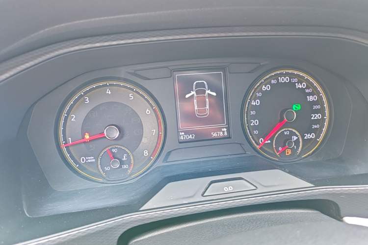 Used Volkswagen Lavida 2019 1.5L Automatic Comfort Edition China VI Standard Instrument Cluster