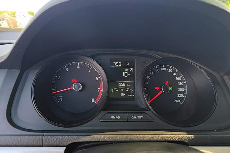 Used Volkswagen Lavida 2019 Lavida Start 1.5L Automatic Trendy Version China VI Standard Instrument Cluster