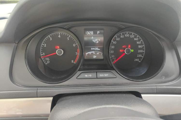 Used Volkswagen Lavida 2019 Lavida Start 1.5L Automatic Trendy Version China VI Standard Instrument Cluster