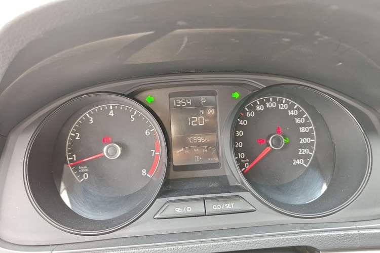 Used Volkswagen Lavida 2019 Lavida Start 1.5L Automatic Trendy Version China VI Standard Instrument Cluster