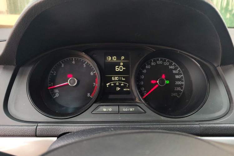 Used Volkswagen Lavida 2019 Lavida Start 1.5L Automatic Trendy Version China VI Standard Instrument Cluster