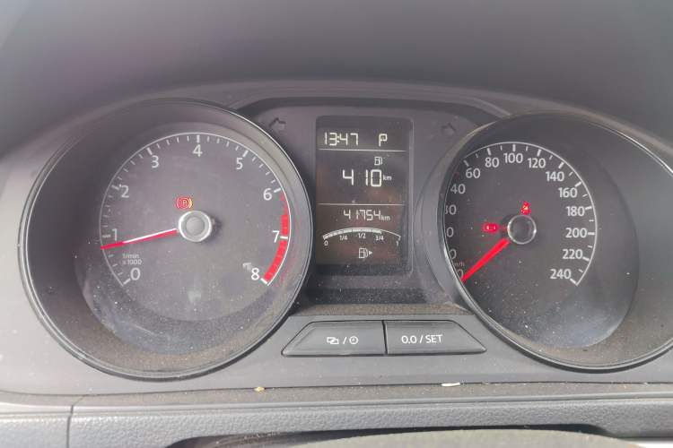 Used Volkswagen Lavida 2019 Lavida Start 1.5L Automatic Trendy Version China VI Standard Instrument Cluster