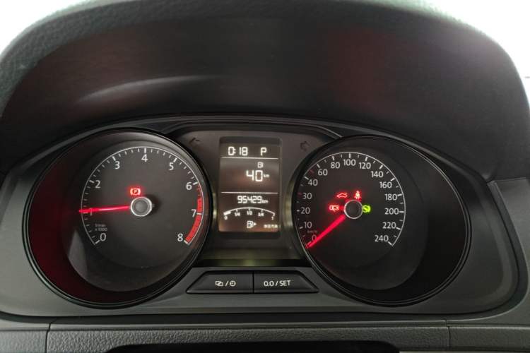 Used Volkswagen Lavida 2019 Lavida Start 1.5L Automatic Trendy Version China VI Standard Instrument Cluster