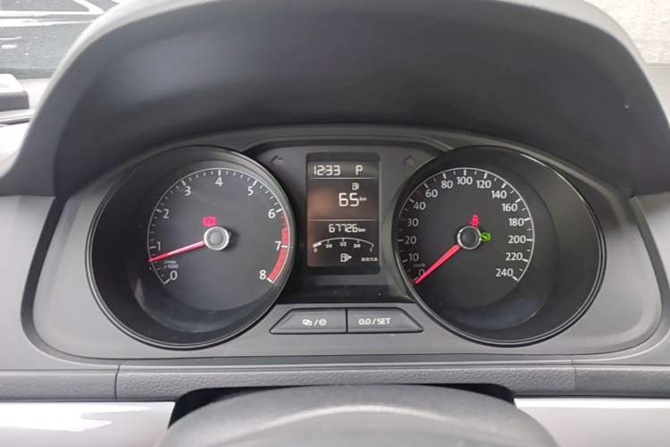 Used Volkswagen Lavida 2019 Lavida Start 1.5L Automatic Trendy Version China VI Standard Instrument Cluster