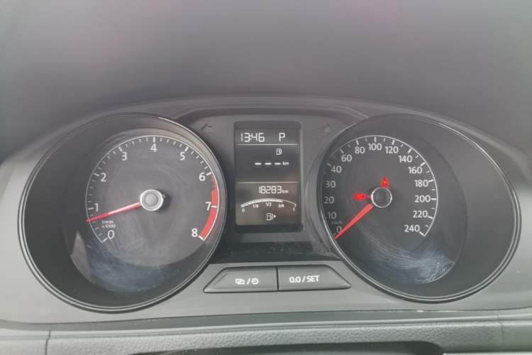 Used Volkswagen Lavida 2019 Lavida Start 1.5L Automatic Trendy Version China VI Standard Instrument Cluster