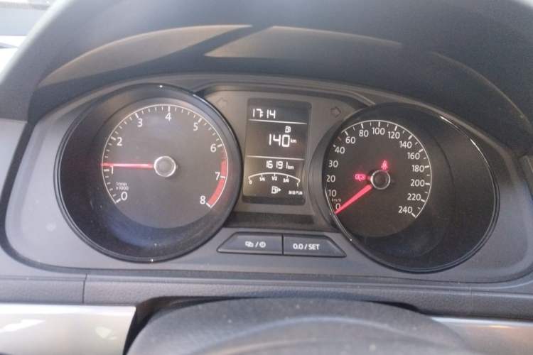 Used Volkswagen Lavida 2019 Lavida Start 1.5L Manual Fashion Edition China VI Standard Instrument Cluster