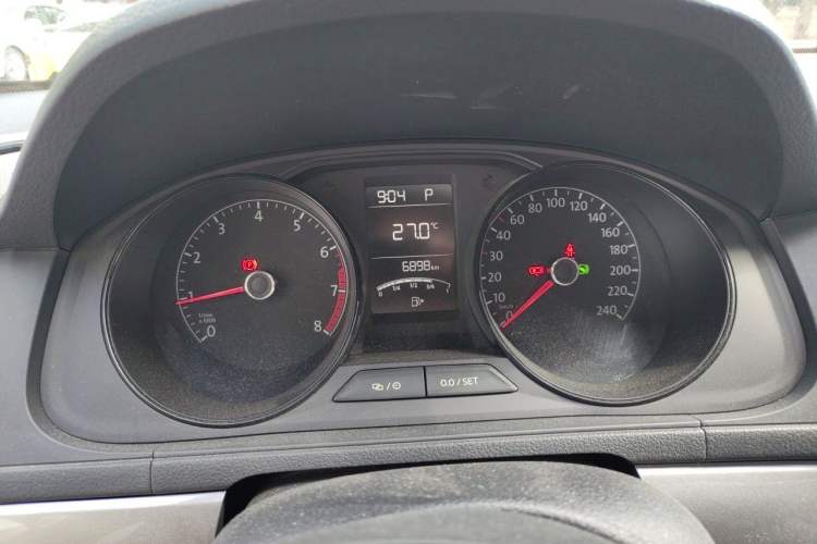 Used Volkswagen Lavida 2019 Lavida Start 1.5L Automatic Trendy Version China VI Standard Instrument Cluster