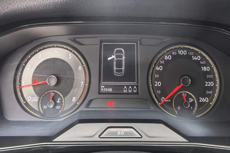 Used Volkswagen Lavida 2019 1.5L Automatic Comfort Edition China VI Standard Instrument Cluster