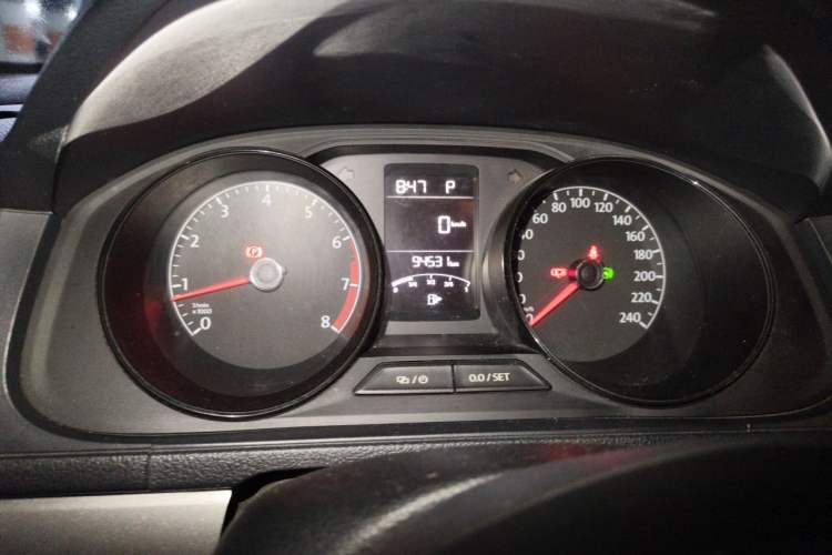 Used Volkswagen Lavida 2019 Lavida Start 1.5L Automatic Trendy Version China VI Standard Instrument Cluster