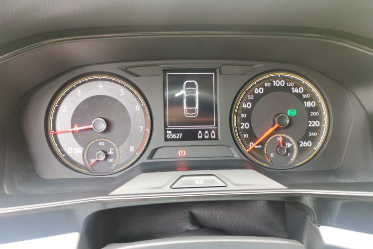 Used Volkswagen Lavida 2019 1.5L Automatic Comfort Edition China VI Standard Instrument Cluster