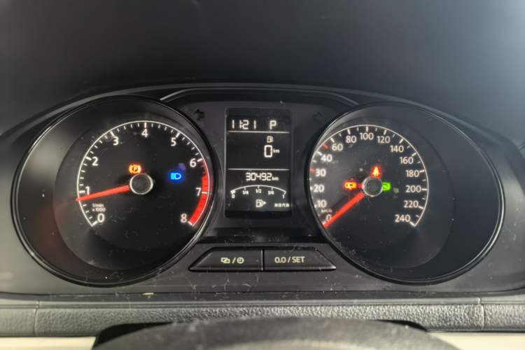 Used Volkswagen Lavida 2019 Lavida Start 1.5L Automatic Trendy Version China VI Standard Instrument Cluster