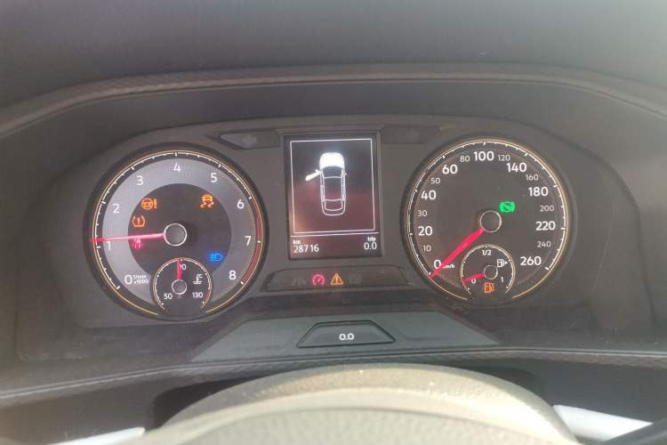 Used Volkswagen Lavida 2019 1.5L Automatic Fashion Edition China VI Instrument Cluster