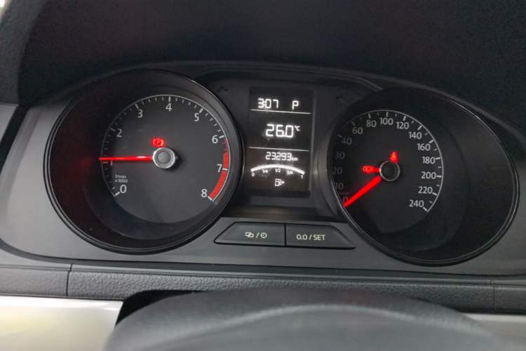Used Volkswagen Lavida 2019 Lavida Start 1.5L Automatic Trendy Version China VI Standard Instrument Cluster