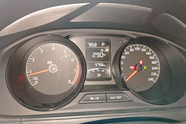 Used Volkswagen Lavida 2019 Lavida Start 1.5L Automatic Trendy Version China VI Standard Instrument Cluster