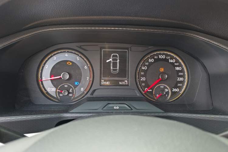 Used Volkswagen Lavida 2019 1.5L Automatic Fashion Edition China VI Instrument Cluster