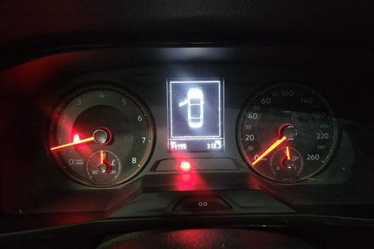 Used Volkswagen Lavida 2019 1.5L Manual Comfort Edition China VI Standard Instrument Cluster