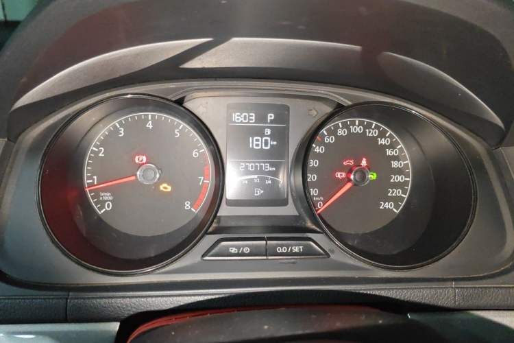 Used Volkswagen Lavida 2019 Lavida Start 1.5L Automatic Trendy Version China VI Standard Instrument Cluster
