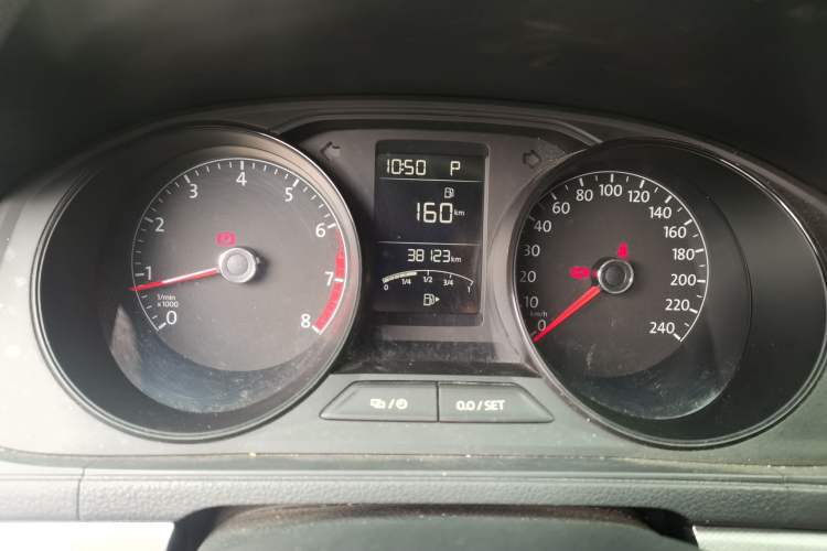 Used Volkswagen Lavida 2019 Lavida Start 1.5L Automatic Trendy Version China VI Standard Instrument Cluster