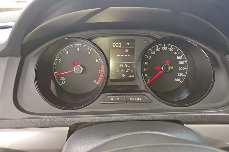 Used Volkswagen Lavida 2019 Lavida Start 1.5L Automatic Trendy Version China VI Standard Instrument Cluster