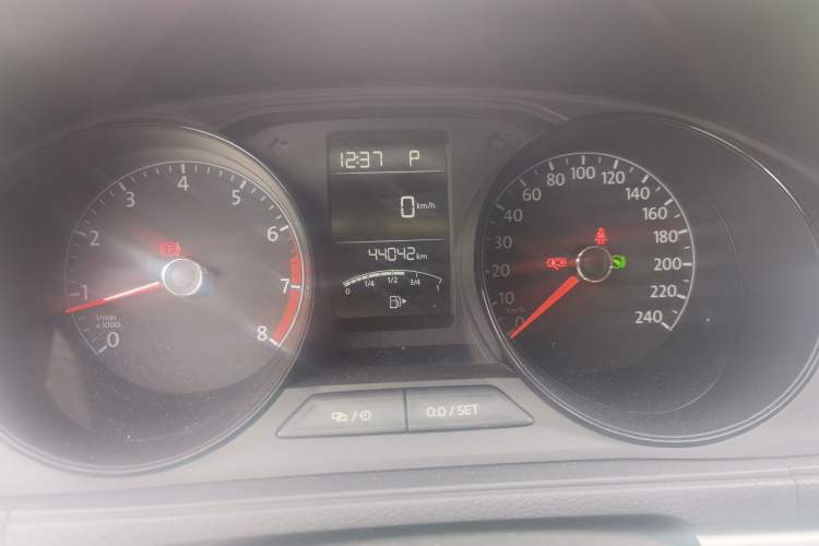 Used Volkswagen Lavida 2019 1.5L Automatic Fashion Edition China VI Instrument Cluster