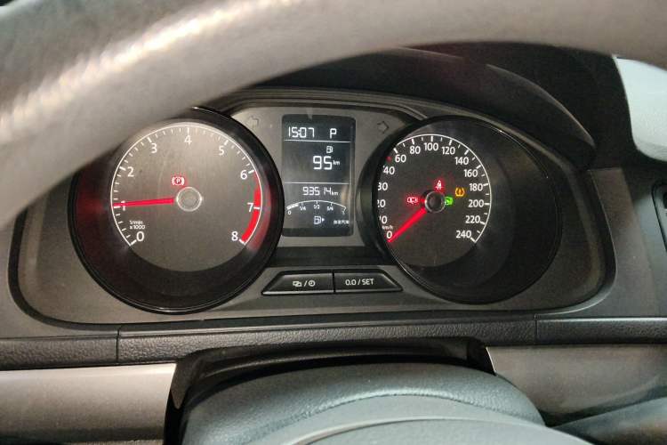 Used Volkswagen Lavida 2019 Lavida Start 1.5L Automatic Trendy Version China VI Standard Instrument Cluster