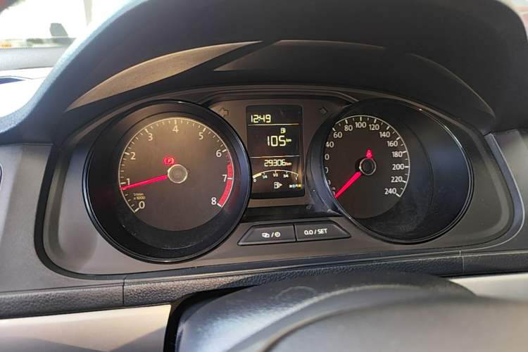 Used Volkswagen Lavida 2019 Lavida Start 1.5L Manual Fashion Edition China VI Standard Instrument Cluster