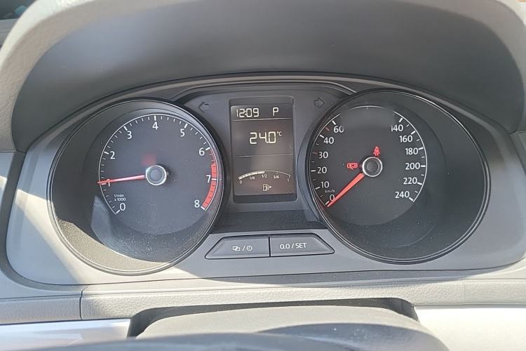 Used Volkswagen Lavida 2019 Lavida Start 1.5L Automatic Trendy Version China VI Standard Instrument Cluster