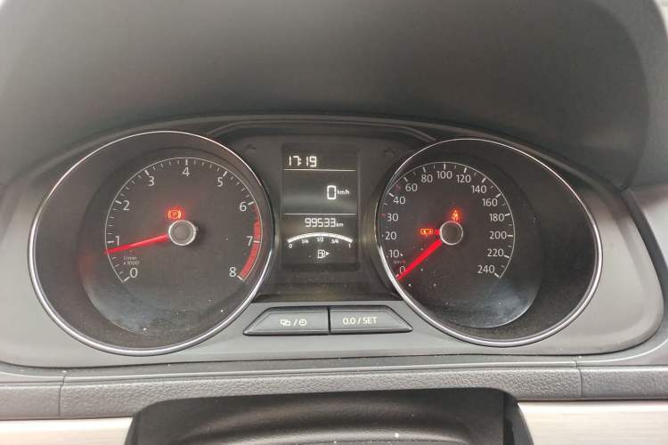 Used Volkswagen Lavida 2019 Lavida Start 1.5L Manual Comfort Edition China VI Standard Instrument Cluster