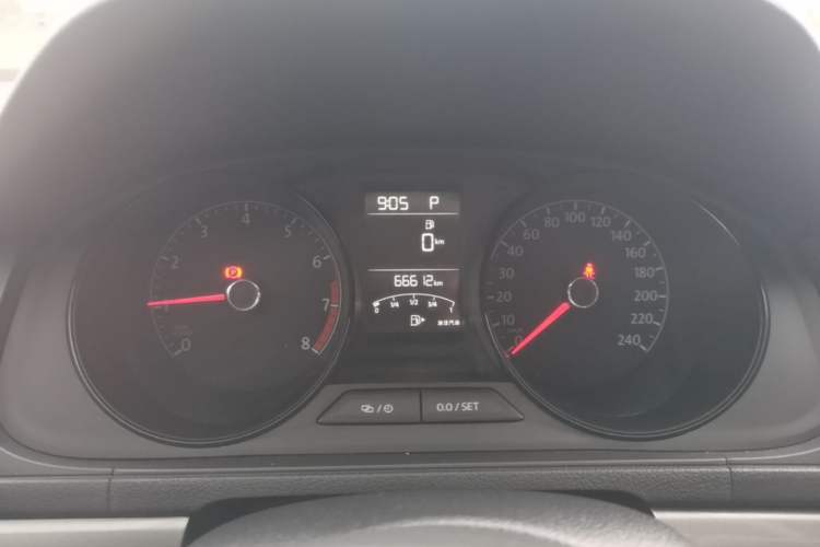 Used Volkswagen Lavida 2019 Lavida Start 1.5L Automatic Trendy Version China VI Standard Instrument Cluster