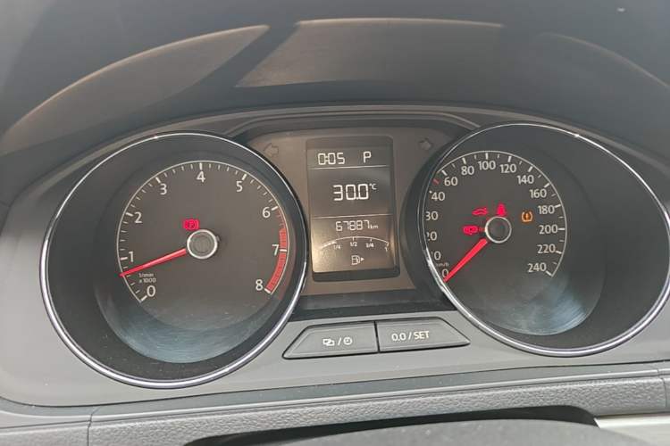 Used Volkswagen Lavida 2019 Lavida Start 1.5L Automatic Comfort Edition China VI Standard Instrument Cluster
