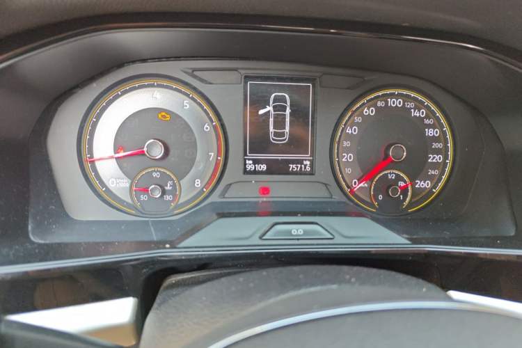 Used Volkswagen Lavida 2019 1.5L Automatic Comfort Edition China VI Standard Instrument Cluster