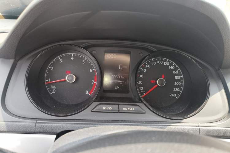 Used Volkswagen Lavida 2019 Lavida Start 1.5L Manual Fashion Edition China VI Standard Instrument Cluster