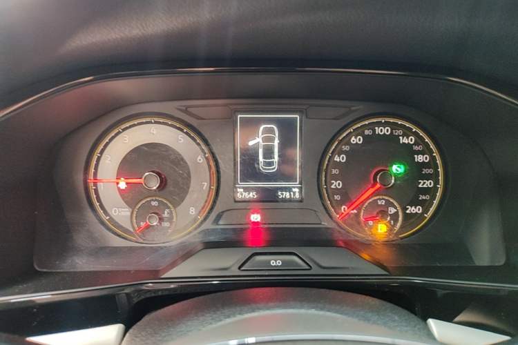 Used Volkswagen Lavida 2019 Hatchback 200TSI DSG Comfort Edition China VI Instrument Cluster