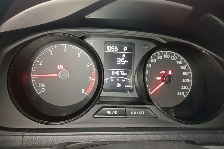 Used Volkswagen Lavida 2019 Lavida Start 1.5L Automatic Trendy Version China VI Standard Instrument Cluster