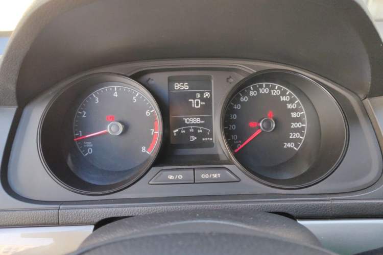 Used Volkswagen Lavida 2019 Lavida Start 1.5L Manual Fashion Edition China VI Standard Instrument Cluster