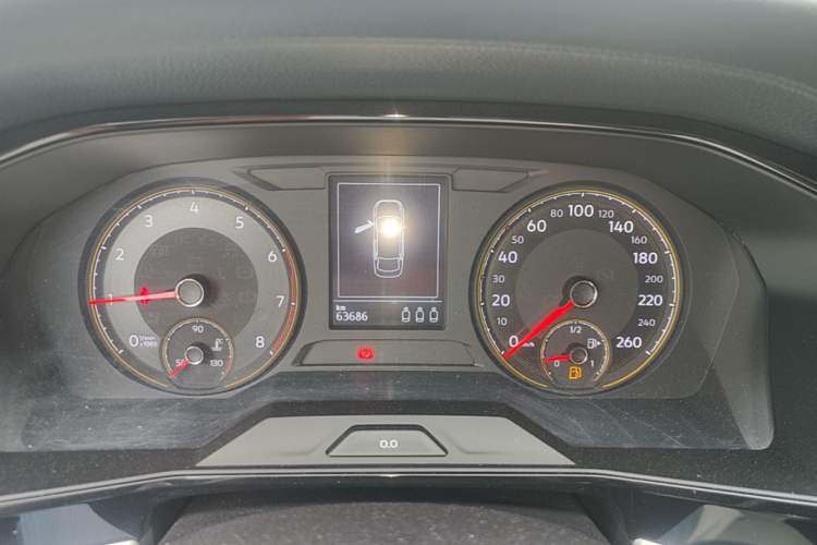 Used Volkswagen Lavida 2019 1.5L Automatic Comfort Edition China VI Standard Instrument Cluster