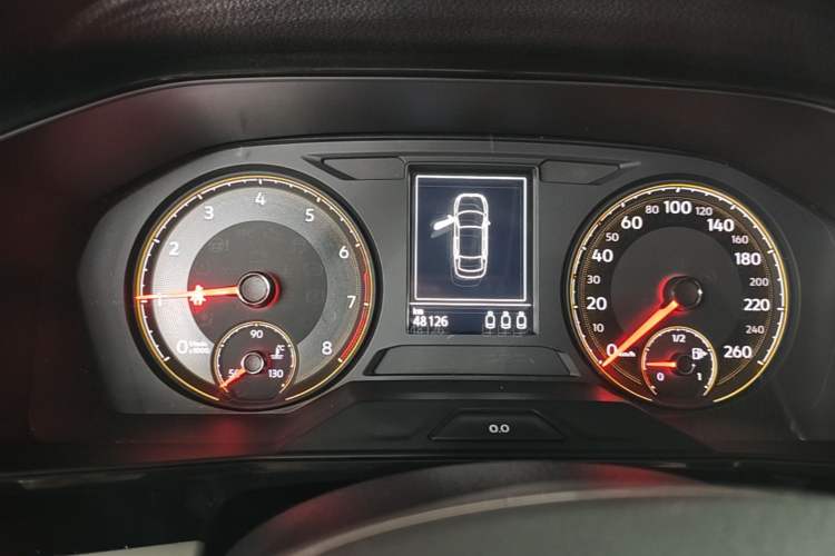 Used Volkswagen Lavida 2019 1.5L Automatic Comfort Edition China VI Standard Instrument Cluster