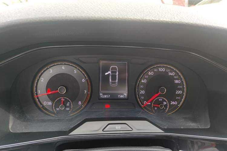 Used Volkswagen Lavida 2019 1.5L Automatic Vision Edition China VI Standard Instrument Cluster