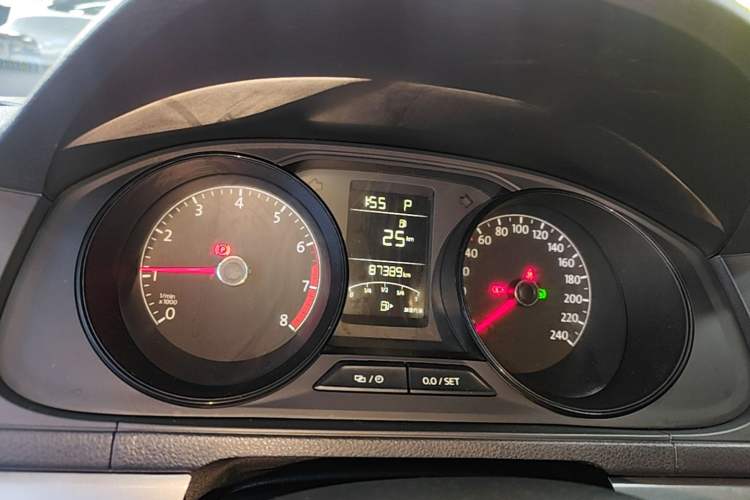 Used Volkswagen Lavida 2019 Lavida Start 1.5L Automatic Trendy Version China VI Standard Instrument Cluster