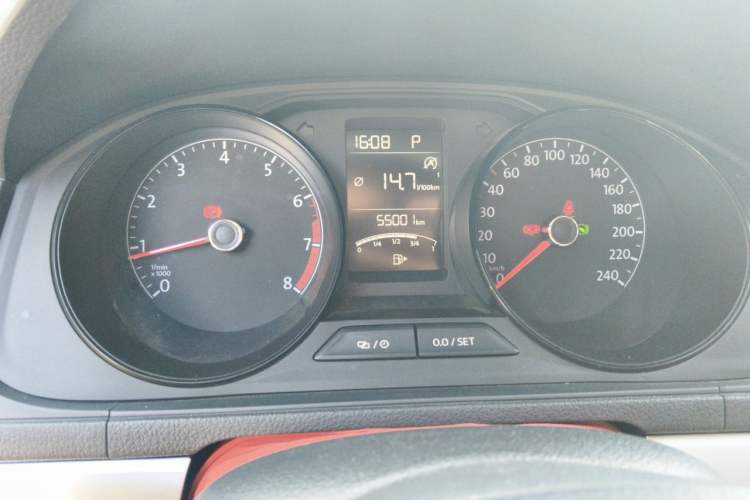 Used Volkswagen Lavida 2019 Lavida Start 1.5L Automatic Trendy Version China VI Standard Instrument Cluster