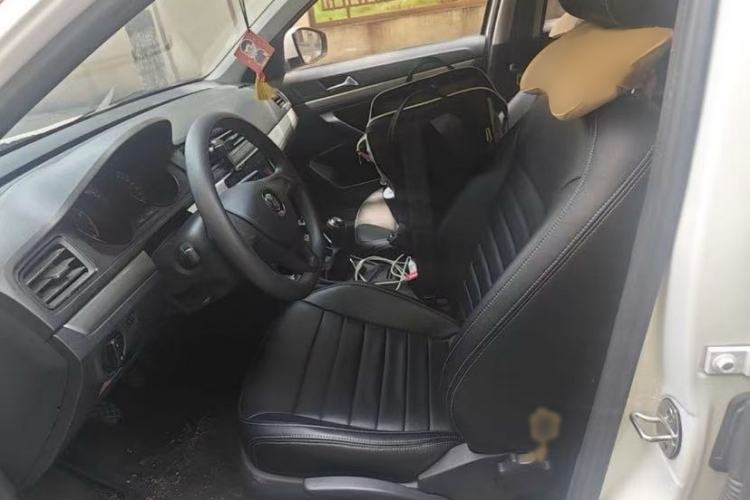 Used Volkswagen Lavida 2019 Lavida Start 1.5L Manual Fashion Edition China VI Standard Interior 1